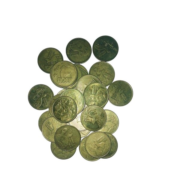 Chuck E Cheese Arcade Tokens Lot of 6 - 2003, 2004 Circulated - Picture 2 of 2